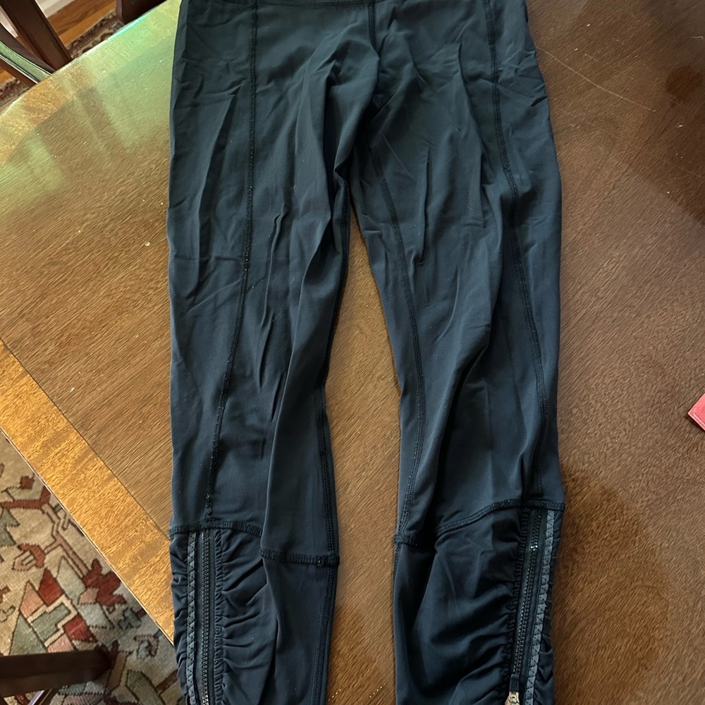 Black Athletic Leggings with Zipper Detail